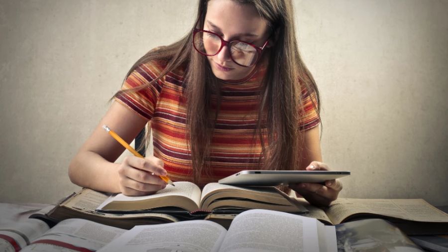 英國(guó)留學(xué)essay